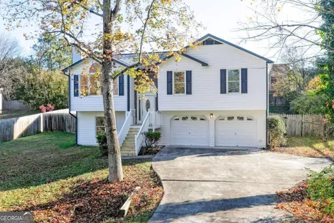 252 Bennett Farms Trl, Acworth, GA 30102