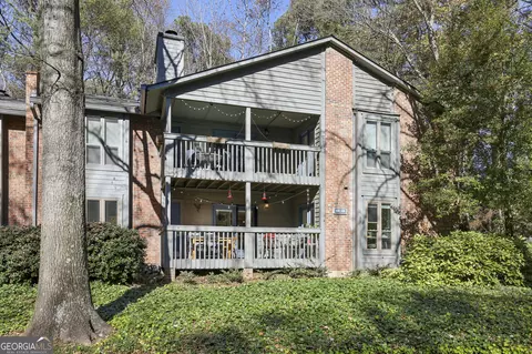 1421 Tuxworth Cir, Decatur, GA 30033