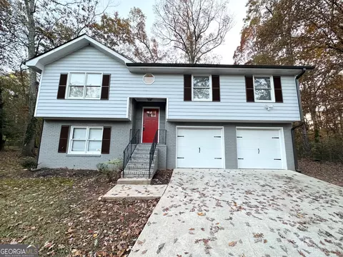55 Stone Creek Dr, Covington, GA 30016