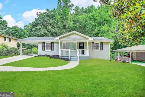 220 Oakcliff Ct NW, Atlanta, GA 30331