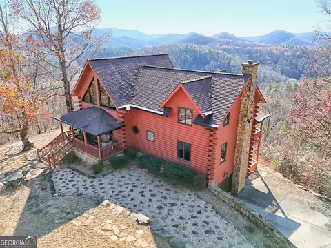 656 Brown Bear Ridge Trl, Clayton, GA 30525