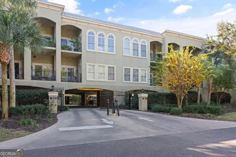 150 Salt Air Dr #310, St. Simons, GA 31522