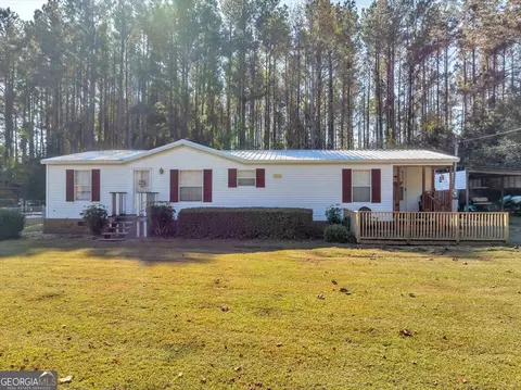 158 Tommy Warren Dr, Cobb, GA 31735