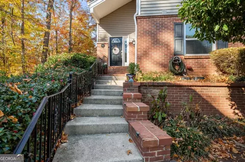 71 Dunwoody Springs Dr, Atlanta, GA 30328