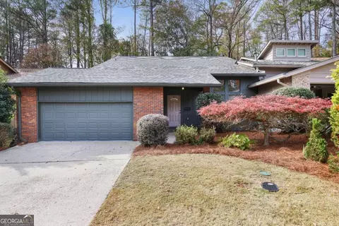 125 Starboard Pt, Roswell, GA 30076