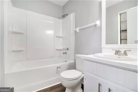 3209 Dover Dr, Duluth, GA 30096 photo 16