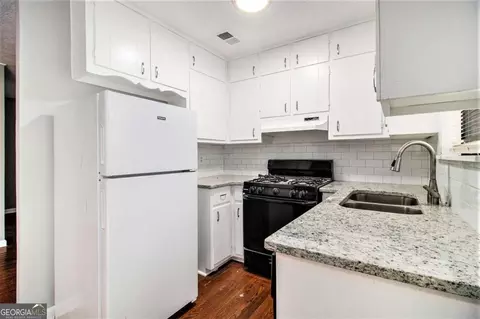 3209 Dover Dr, Duluth, GA 30096 photo 11