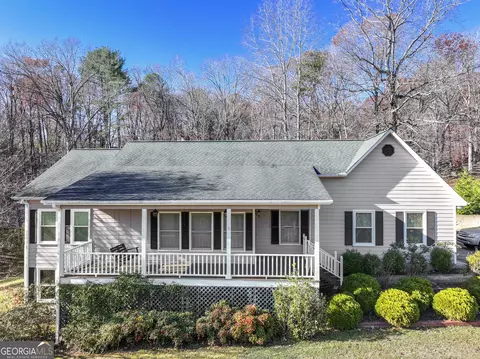 11 Ridge Crest Ct, Cleveland, GA 30528