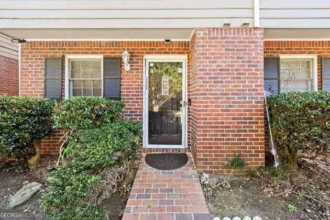 2240 Kings Gate Cir #D, Snellville, GA 30078