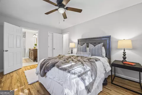 Bedroom - 2101 Prather Bridge Rd, Toccoa, GA 30577 photo 5 of 7
