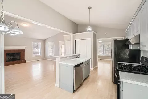 4055 Rex Rd, Rex, GA 30273 photo 11