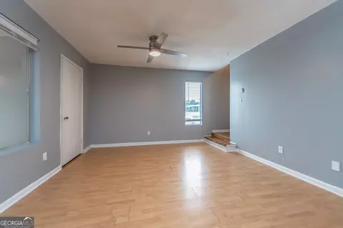Living - 201 Featherstone Dr, Warner Robins, GA 31088 photo 4 of 4