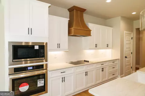 Kitchen - 185 Maple Ln #88, Williamson, GA 30292 photo 3 of 7