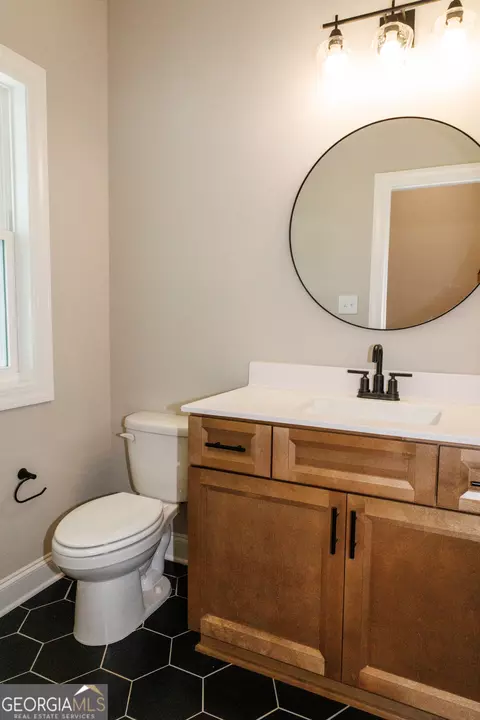 Bath - 185 Maple Ln #88, Williamson, GA 30292 photo 2 of 12