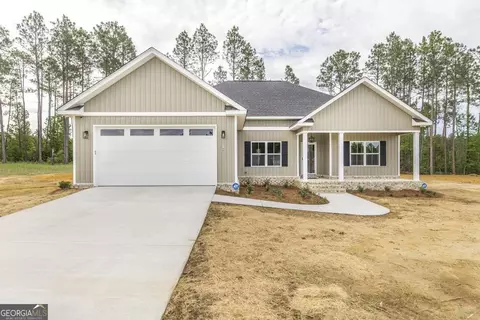 106 Long Pines Cir, East Dublin, GA 31027