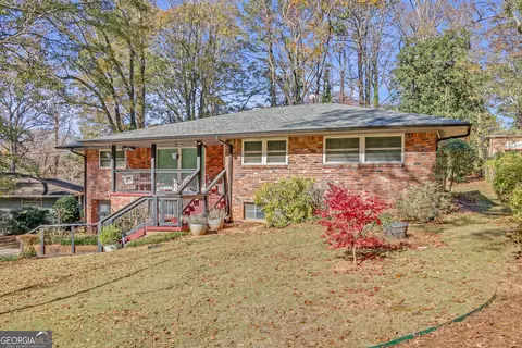 2289 Montrose Dr, East Point, GA 30344
