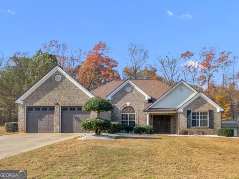 93 Lakesprings Dr, Mcdonough, GA 30252