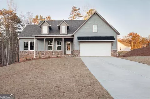 518 Linger Longer Dr, Ellijay, GA 30540