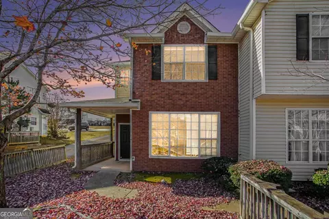 114 Hawkeye Ln, Conyers, GA 30012