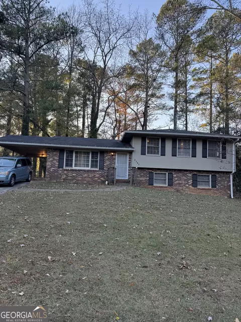 9074 Homewood Dr, Riverdale, GA 30274