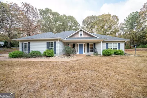 34 Indian Mountain Trl, Hamilton, GA 31811