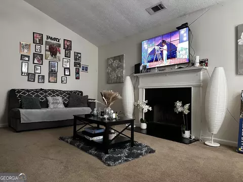 5879 Creekside Dr, Rex, GA 30273 photo 4
