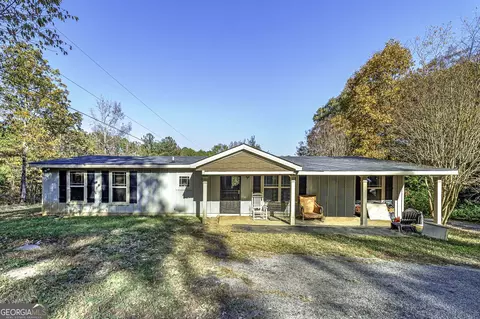 425 Steele Dr, Hampton, GA 30228