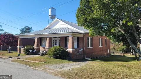 15 E Railroad St, Camak, GA 30807