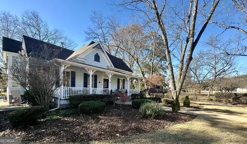 9391 Gillsville Rd, Maysville, GA 30558
