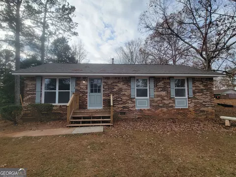 112 Max Dr, Washington, GA 30673