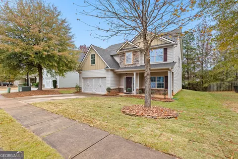 127 Cliffhaven Cir, Newnan, GA 30263