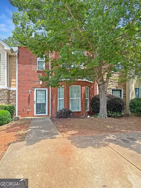 5828 Union Walk Dr, Union City, GA 30291
