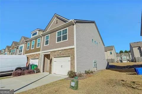 6406 Shalks Crossing Dr, Lithonia, GA 30058
