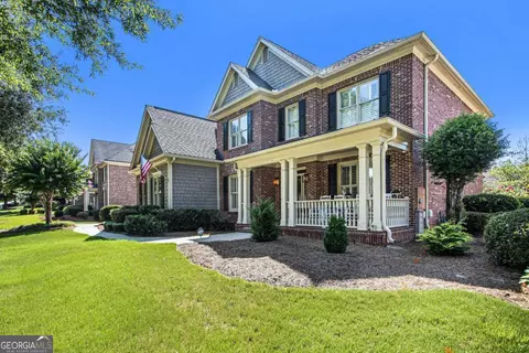 552 Grassmeade Way, Snellville, GA 30078