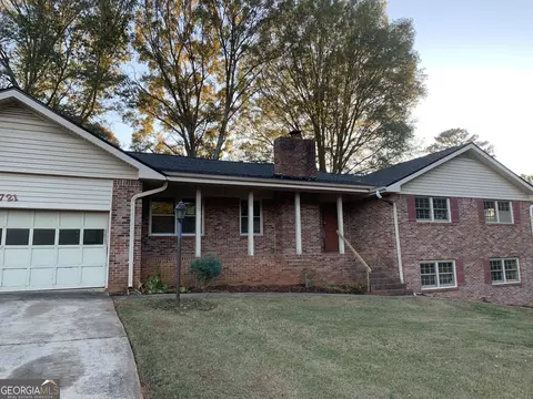 1721 Brenda Dr, Jonesboro, GA 30236