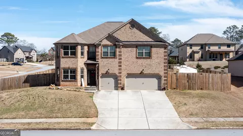 3493 Heritage Ests, Lithonia, GA 30038