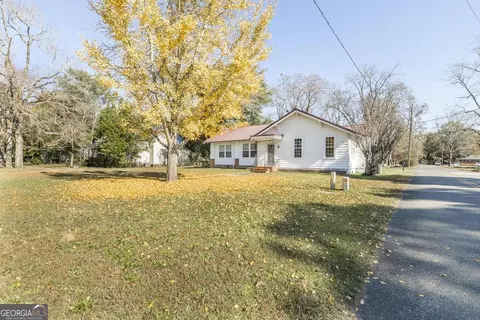 47 S Winston St, Reynolds, GA 31076