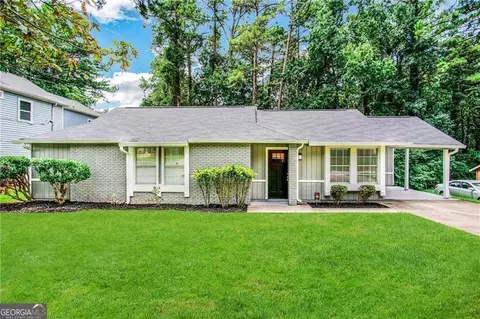 2312 Leslie Brook Dr, Decatur, GA 30035