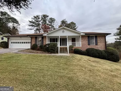 5227 Manitu Ct SW, Lilburn, GA 30047