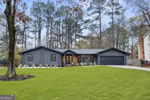 4619 Brunning Ct, Dunwoody, GA 30338
