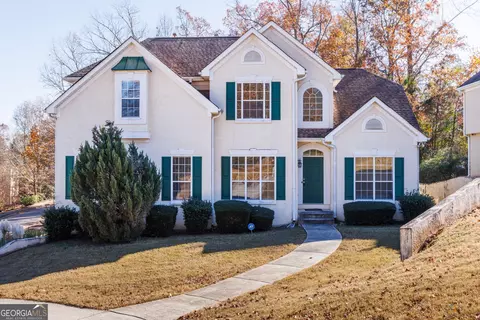 108 Willow Hill Ln, Stockbridge, GA 30281