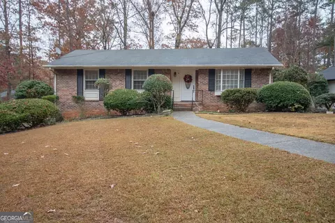 101 Azalea Dr, Peachtree City, GA 30269