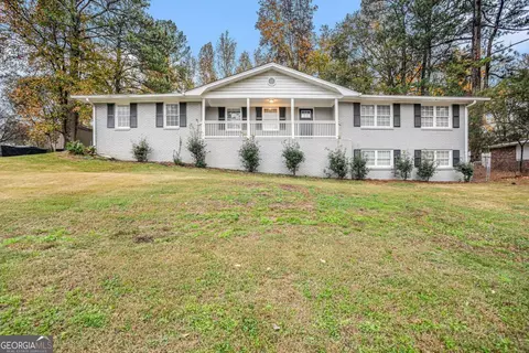 3661 Collins Dr, Douglasville, GA 30135