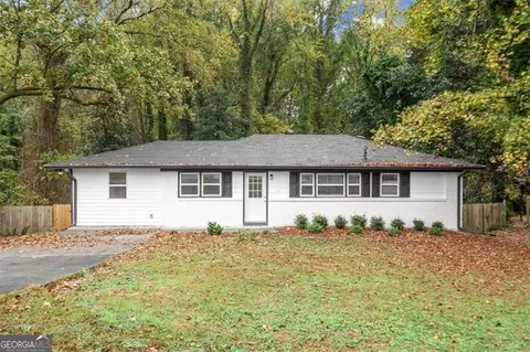 7058 Lakeview Ln, Atlanta, GA 30360