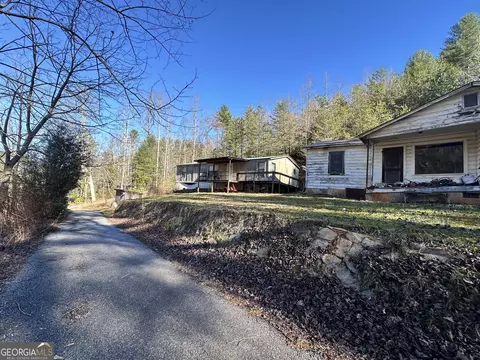 14 Blue Belle Dr, Lakemont, GA 30552