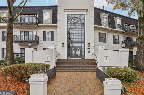 1210 Pine Heights Dr NE, Atlanta, GA 30324