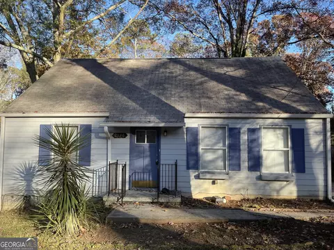 2146 Pinehurst Dr, Atlanta, GA 30344