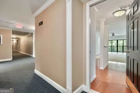 27206 Plantation Dr NE, Atlanta, GA 30324