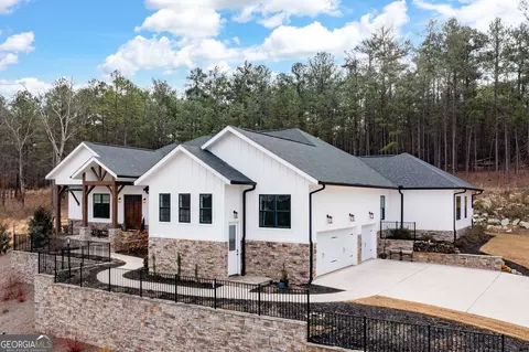655 Flower Farm Dr, Acworth, GA 30101