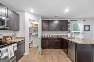 1204 Bluecoat Cir #89, Hampton, GA 30228 photo 10